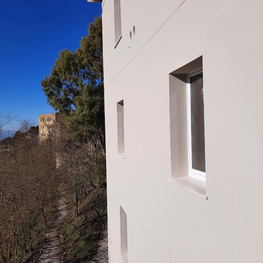 Tuffudesu Experience (Adults Only) Bed and Breakfast Osilo Exteriör bild