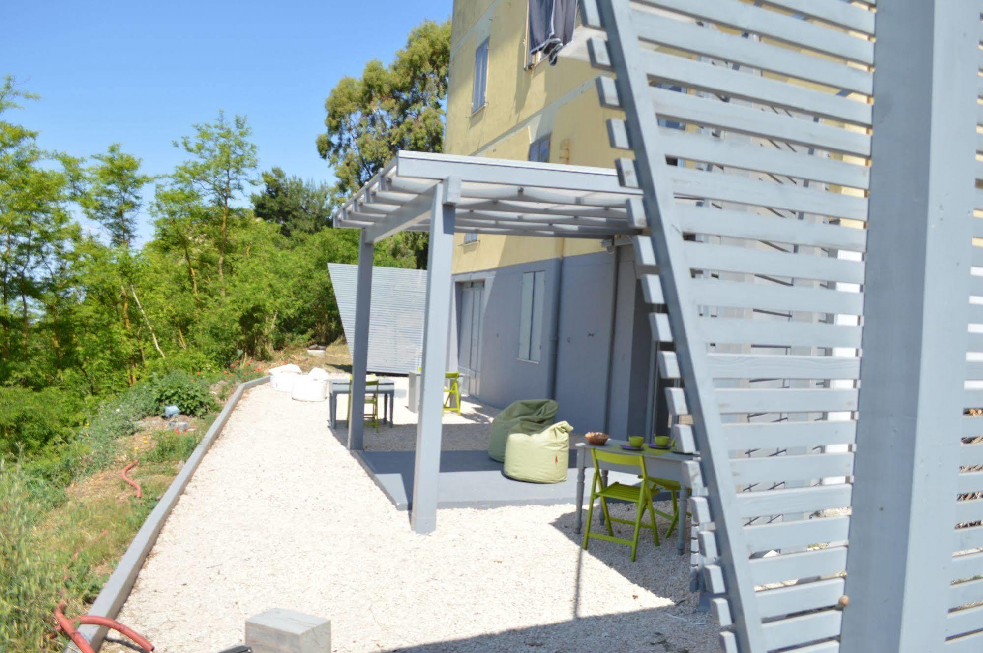 Tuffudesu Experience (Adults Only) Bed and Breakfast Osilo Exteriör bild
